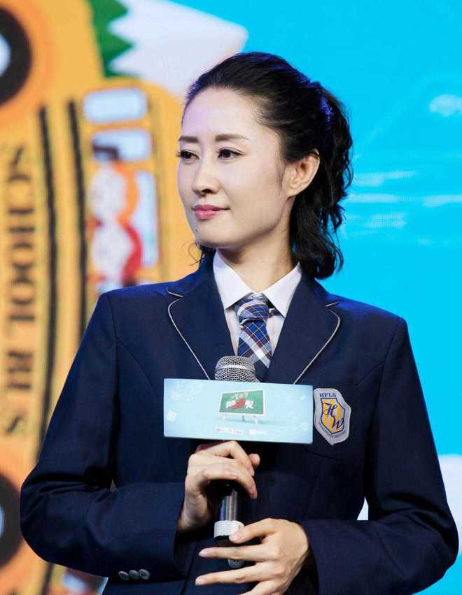 回顾刘敏涛嫁豪门独守空房7年离婚后重返荧屏今女儿成她的骄傲