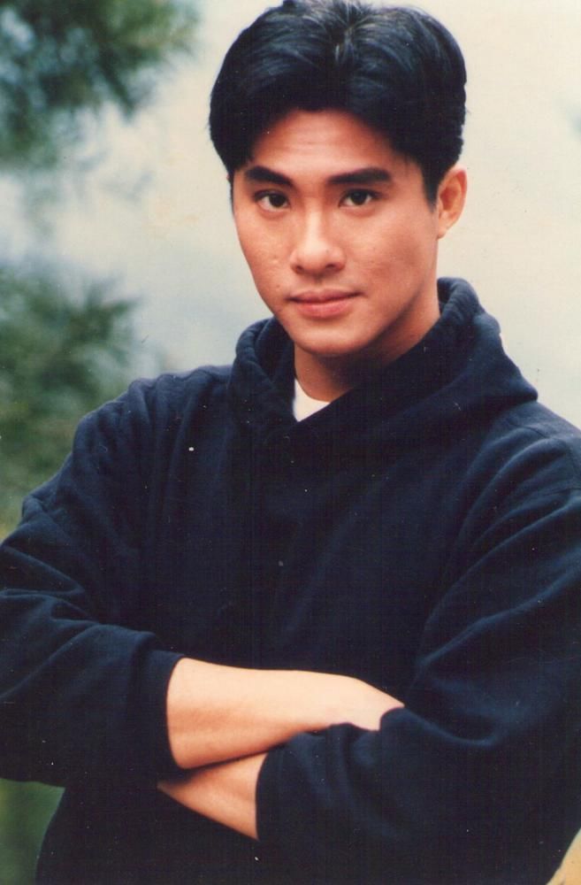 回顾邱淑贞隐秘情史16岁痴恋豪门一朝情断15年爱够4个隐形大佬