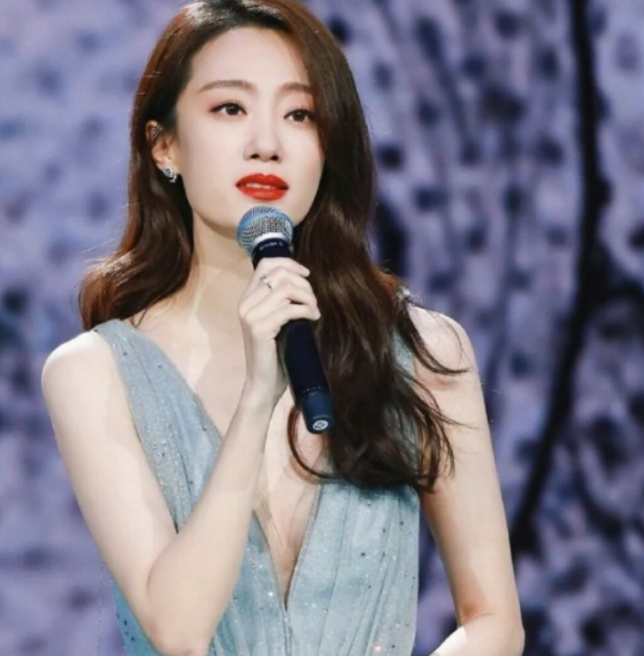 回顾至今未婚6位辽宁大龄女星各有各的苦衷大至45岁小至33岁