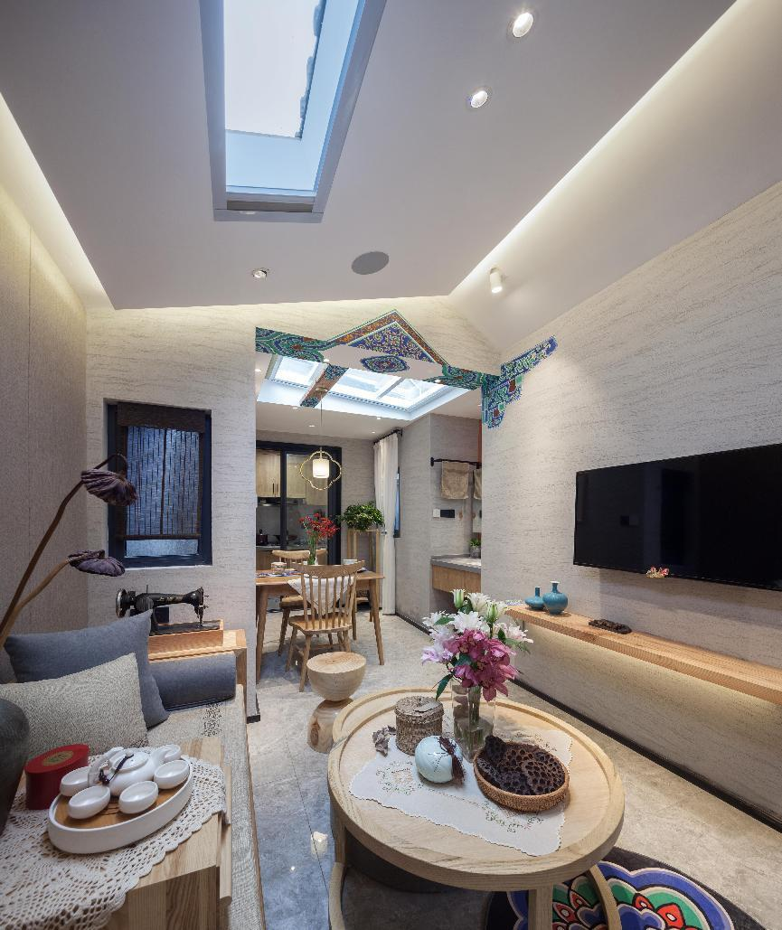 设计师小传由伟壮把握一颗坚朗的心