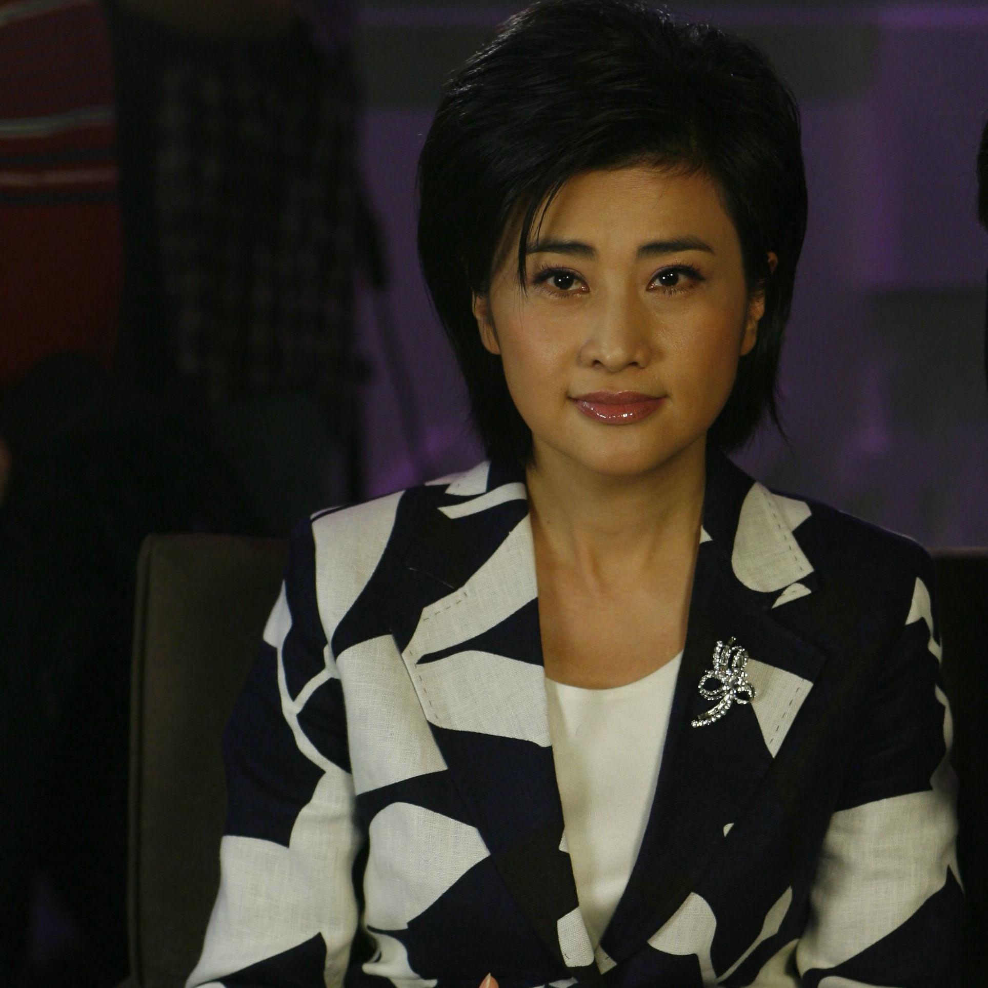 回顾22年前吴小莉和亲哥浙江相认,对方一贫如洗,她有没有帮助哥哥