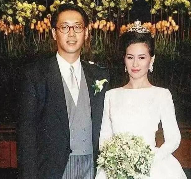 回顾许晋亨好命情史46岁坐拥香港女星天团22年爱了8个人间绝色