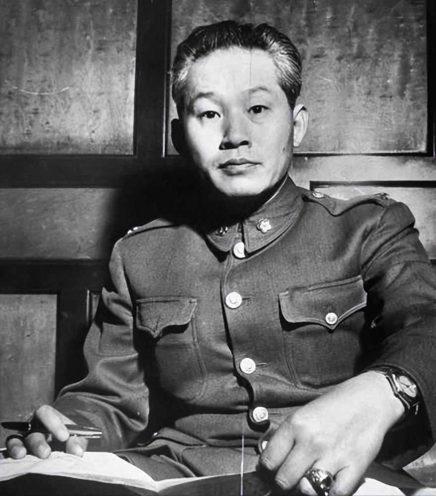 1990年被软禁33年的孙立人病逝临终前留下一句遗言