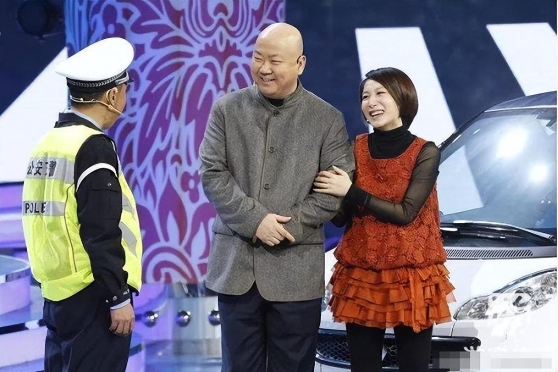 回顾郭冬临58岁了屡次被骂上热搜但春晚还是离不开他