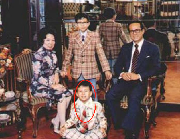 回顾李泽楷彩色情史55岁坐拥女友天团29年爱9个人间富贵花
