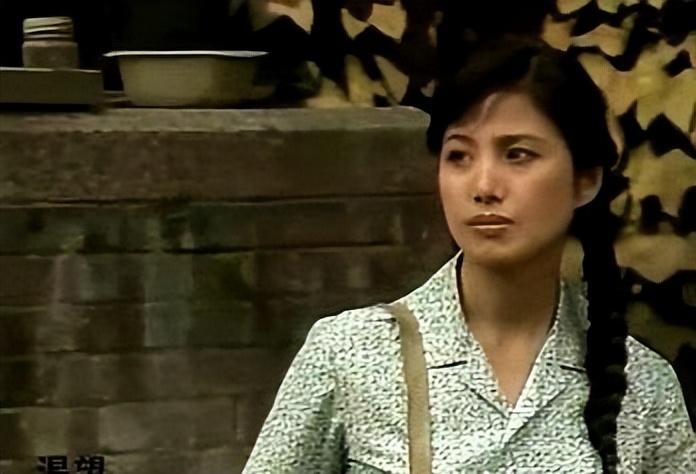 回顾枣花吴玉华不愿丁克与丈夫离婚二婚嫁画家后儿女双全