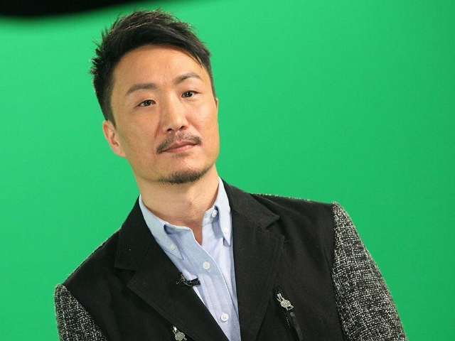 回顾郑中基下坡情史,38岁官宣婚讯当天离婚,49岁爱上5位港圈神颜