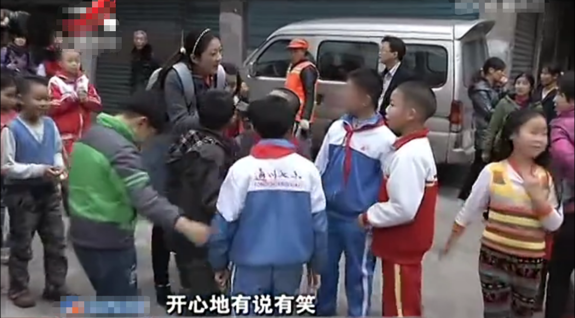 2013年四川老太摔倒讹小孩发毒誓证明没有撒谎结果惨遭打脸