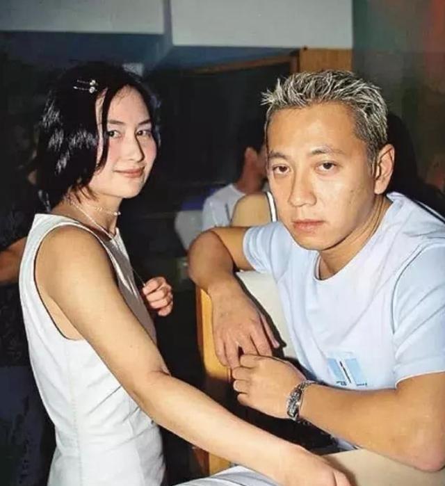 回顾杨其龙顽主情史35岁险成赌王女婿一生爱上4位女星难以自拔