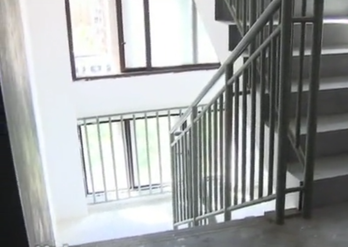 以至于走到了杀人的地步,那么苏艳对于这畸形的三角恋又作何感想呢?