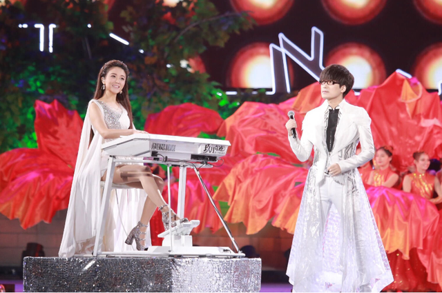 回顾6个过气组合生存现状有人落魄街头摆摊有人直播只200人观看