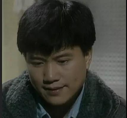 回顾万梓良的烂漫情史3段感情3段爱抛弃恩爱8年发妻娶年轻空姐