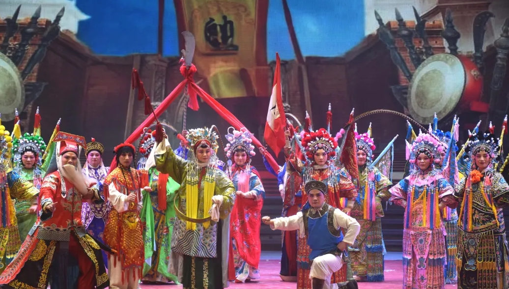 周末公益剧场 豫剧《五世请缨》精彩上演