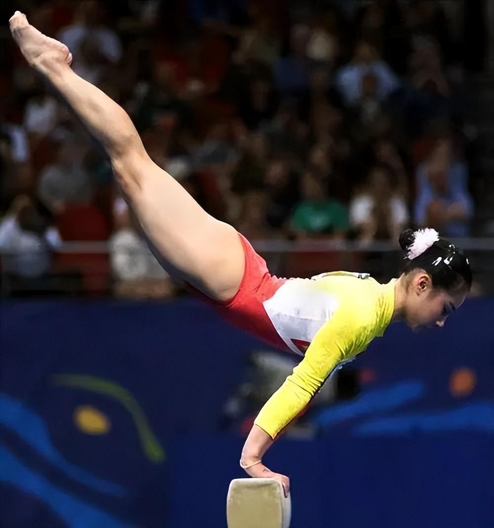 回顾体操皇后刘璇34岁下嫁穷小子41岁生2胎今她还好吗