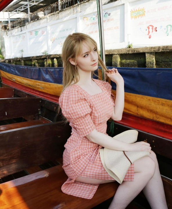 像乌克兰女友求婚本以为她会直接同意但她却提出了一个要求