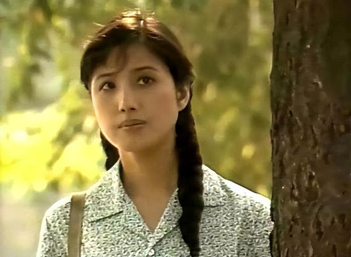 回顾枣花吴玉华不愿丁克与丈夫离婚二婚嫁画家后儿女双全