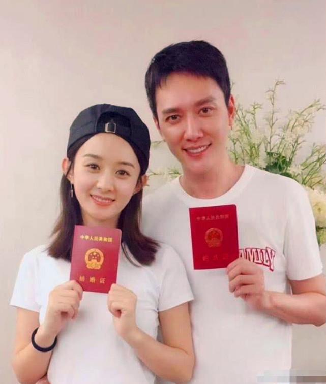 想当年赵丽颖冯绍峰官宣结婚,引起了不小的轰动,不少人都觉得两人是因