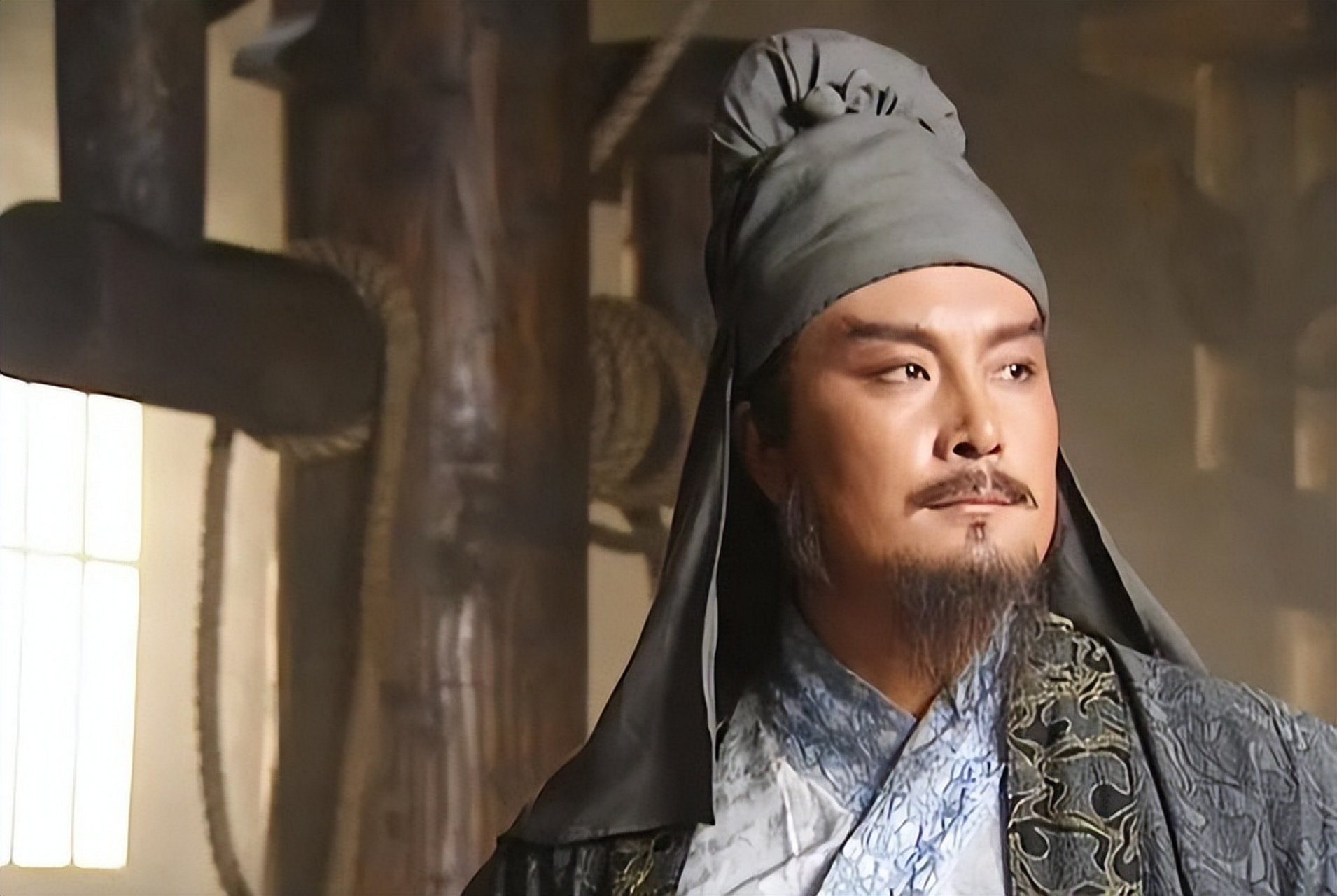 卢俊义生擒史文恭,梁山上有卢俊义,张清,公孙胜,樊瑞四人可生擒史文恭