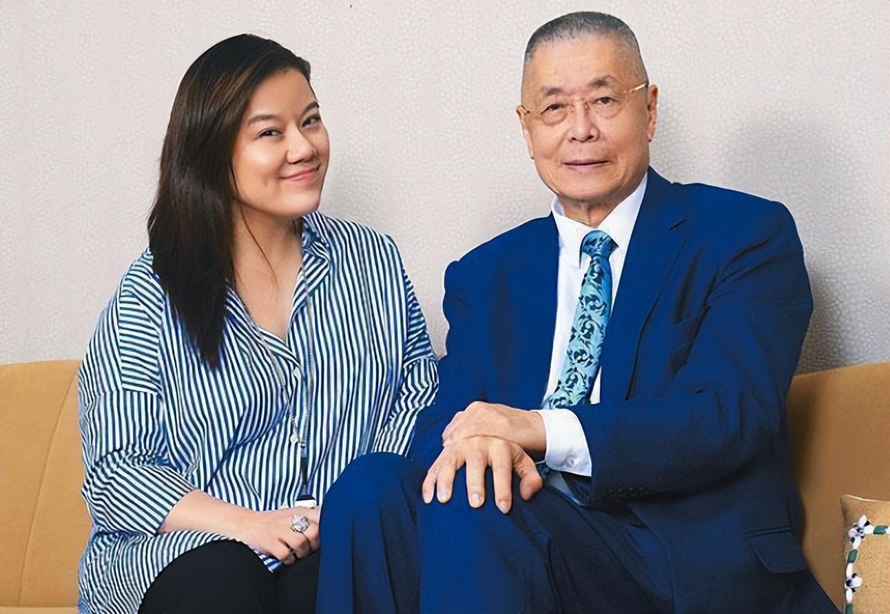 回顾刘诗昆78岁娶小37岁娇妻81岁再得一女如今还想生儿子