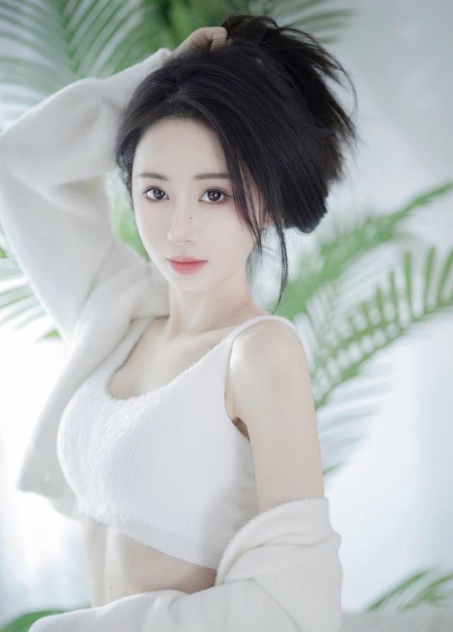 程琳:非主流时代的网红鼻祖,嫁普通人退隐网络,今36岁离异单身