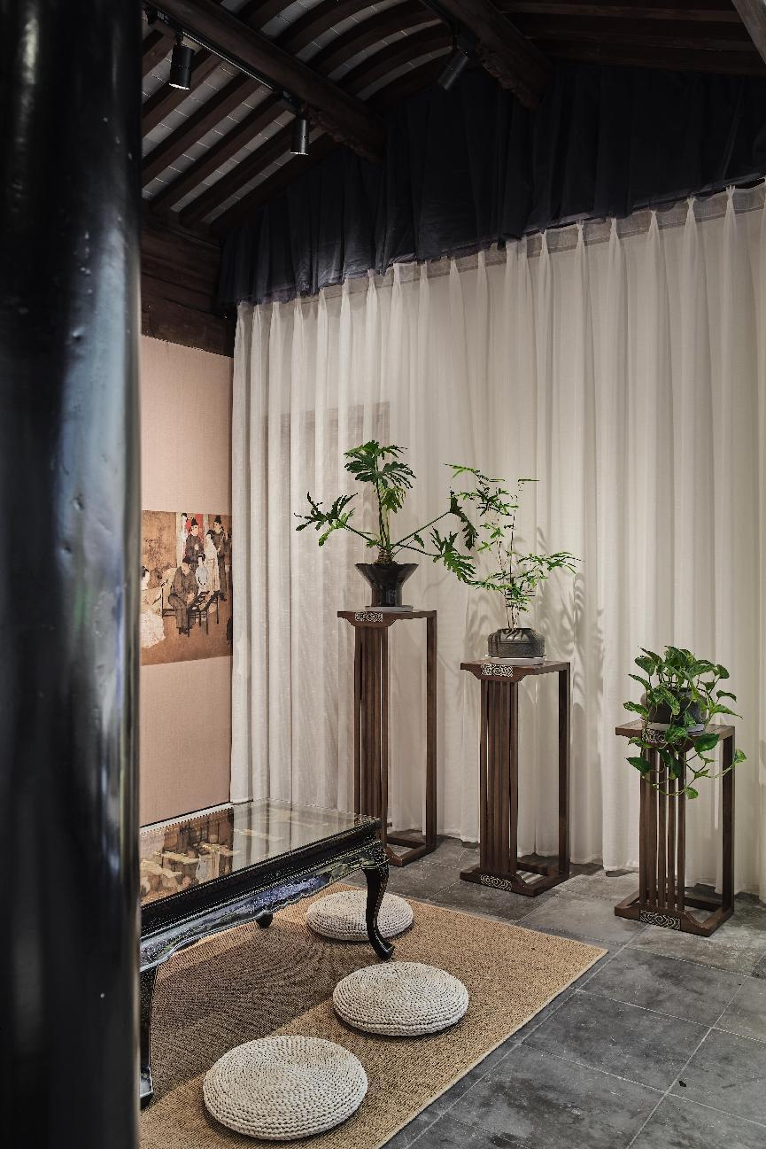 (图文版权均由设计师本人提供)组稿:刘芳编辑/排版:张蕴馨审核:谭冰