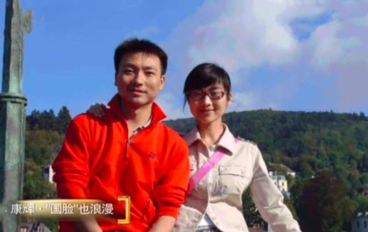 回顾康辉与妻子坚持丁克25年恩爱有加为何在48岁直言后悔了