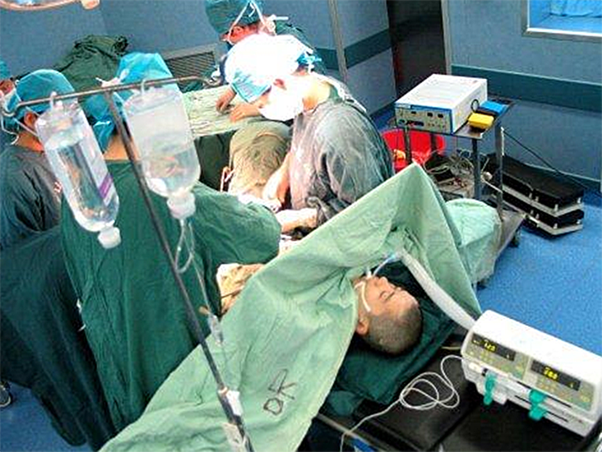 2005年宁夏女孩坚持做变性手术后经历三段感情至今仍然单身