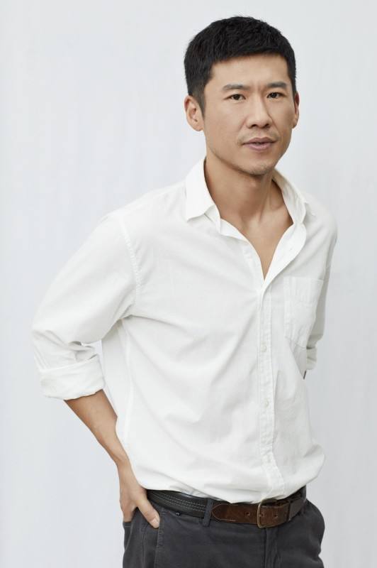 回顾王骁曾是叛逆少年被父亲训斥像条狗如今是母亲的骄傲