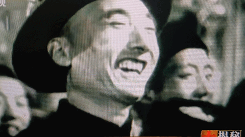 这要是放在上个世纪,很容易受到人身伤害.