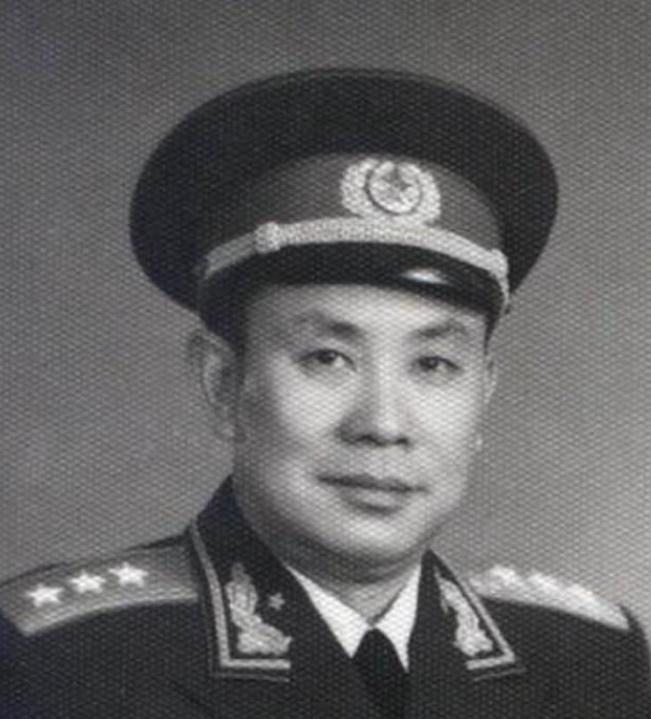 开国上将刘震职务资历不算很高为何40岁能评衔上将