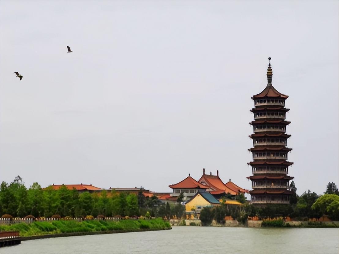 回顾烟花三月下扬州刚从扬州回来我的心中却留下了复杂的情感