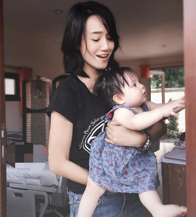 回顾主持人朱丹与林涵离婚后二婚嫁周一围生两子在卑微中幸福