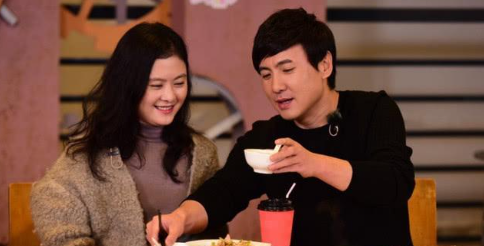 回顾6位情史干净的已婚男星个个与原配白头到老长的相守47年