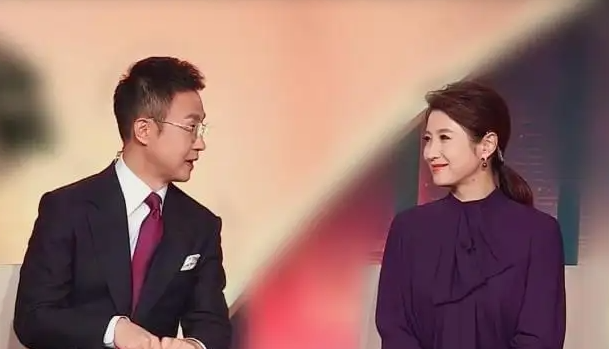 回顾春妮坚持丁克17年二婚嫁给刚强后41岁得子全家乐开怀