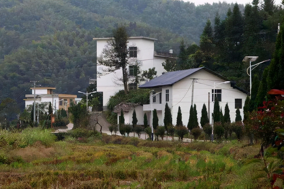 "图片来源于网络可是,对于云南省昭通市水富县太平镇派出所的值班民警