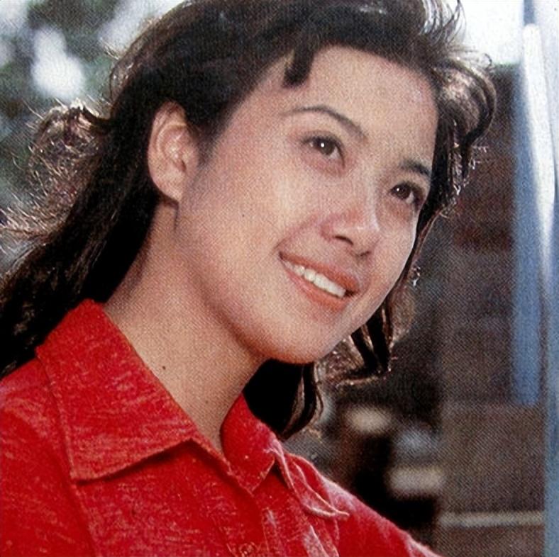 回顾枣花吴玉华不愿丁克与丈夫离婚二婚嫁画家后儿女双全