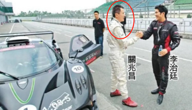 和邵仲衡分手后,邱淑贞并没有消沉多久.