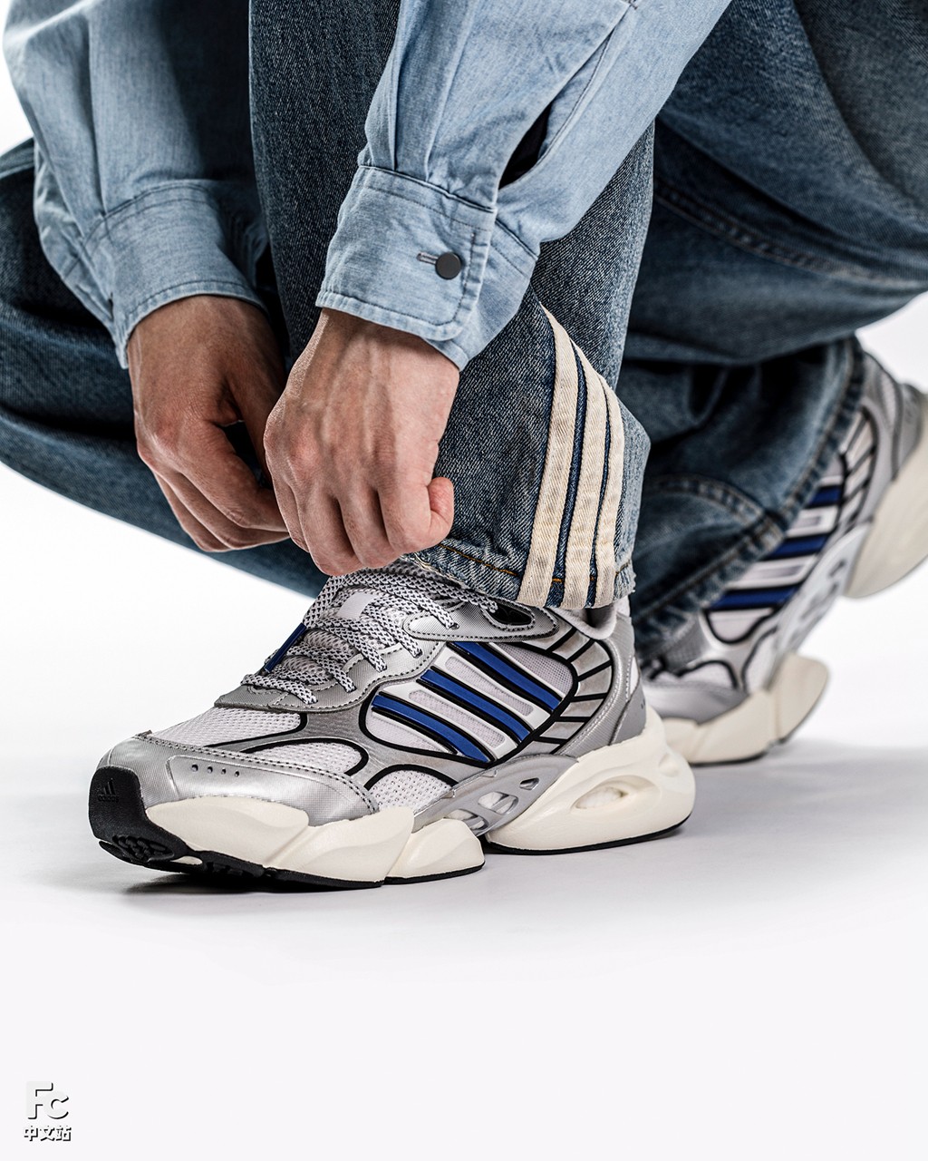 冠希抢先上脚又一双阿迪新鞋在街头悄悄走红