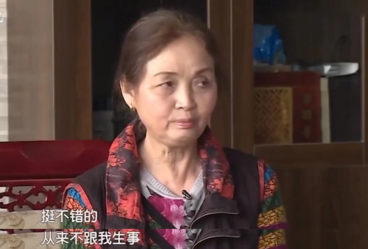 回顾胡敬嫁三德子赵亮支持丈夫养鸡14年如今身价过亿