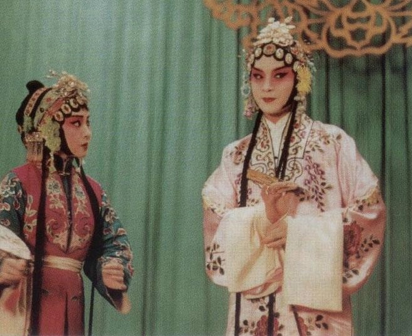 张国荣在电影《霸王别姬》中所饰演的角色程蝶衣昆曲舞台杜丽娘