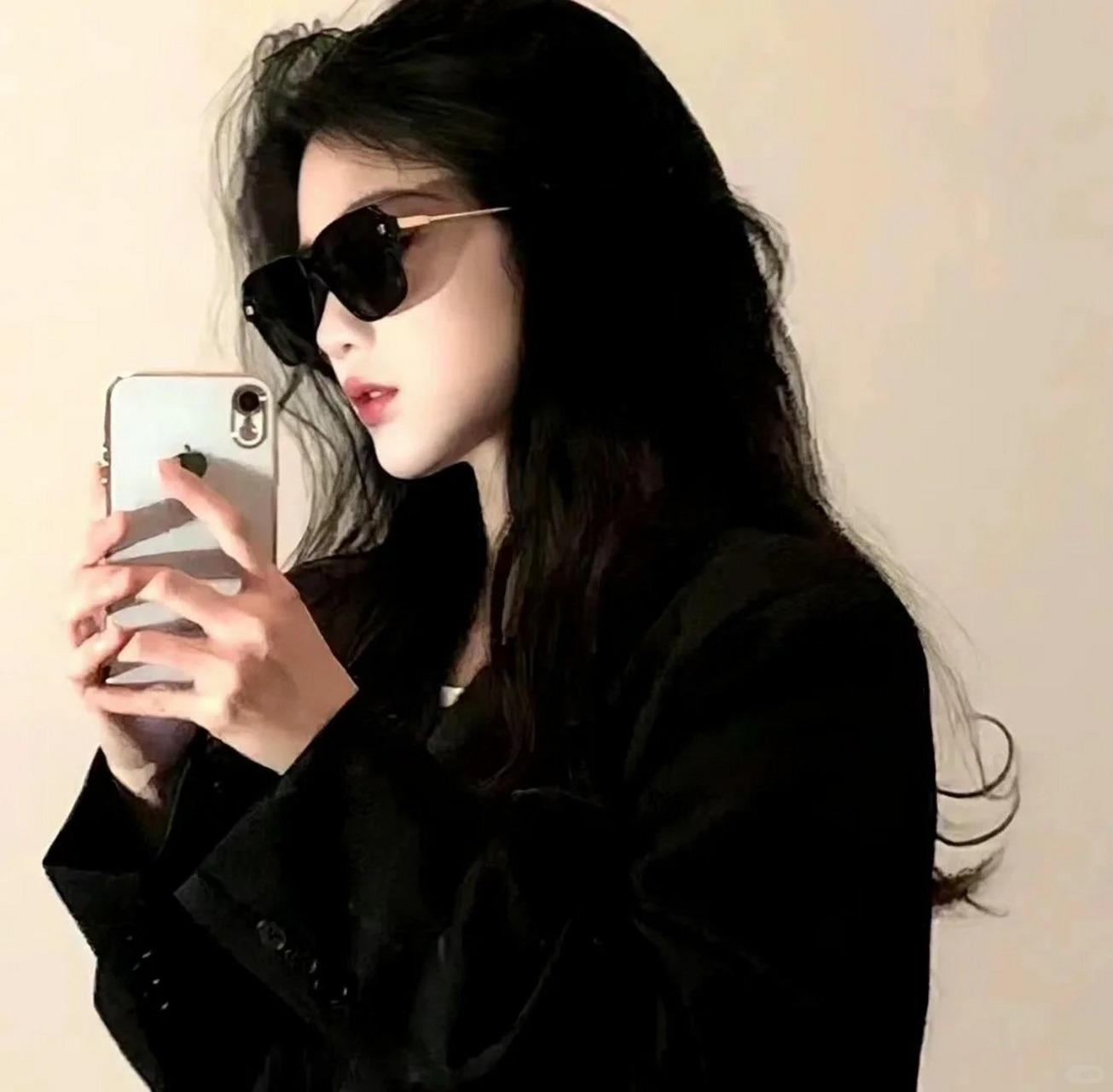 微信最火的头像霸气 拽姐霸气头像来了 家人们快换上这个头像  我现在