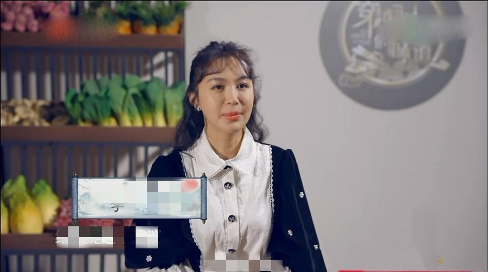看了李菲儿的旧照,才懂黄晓明为啥会沦陷,"清新天使"名副其实