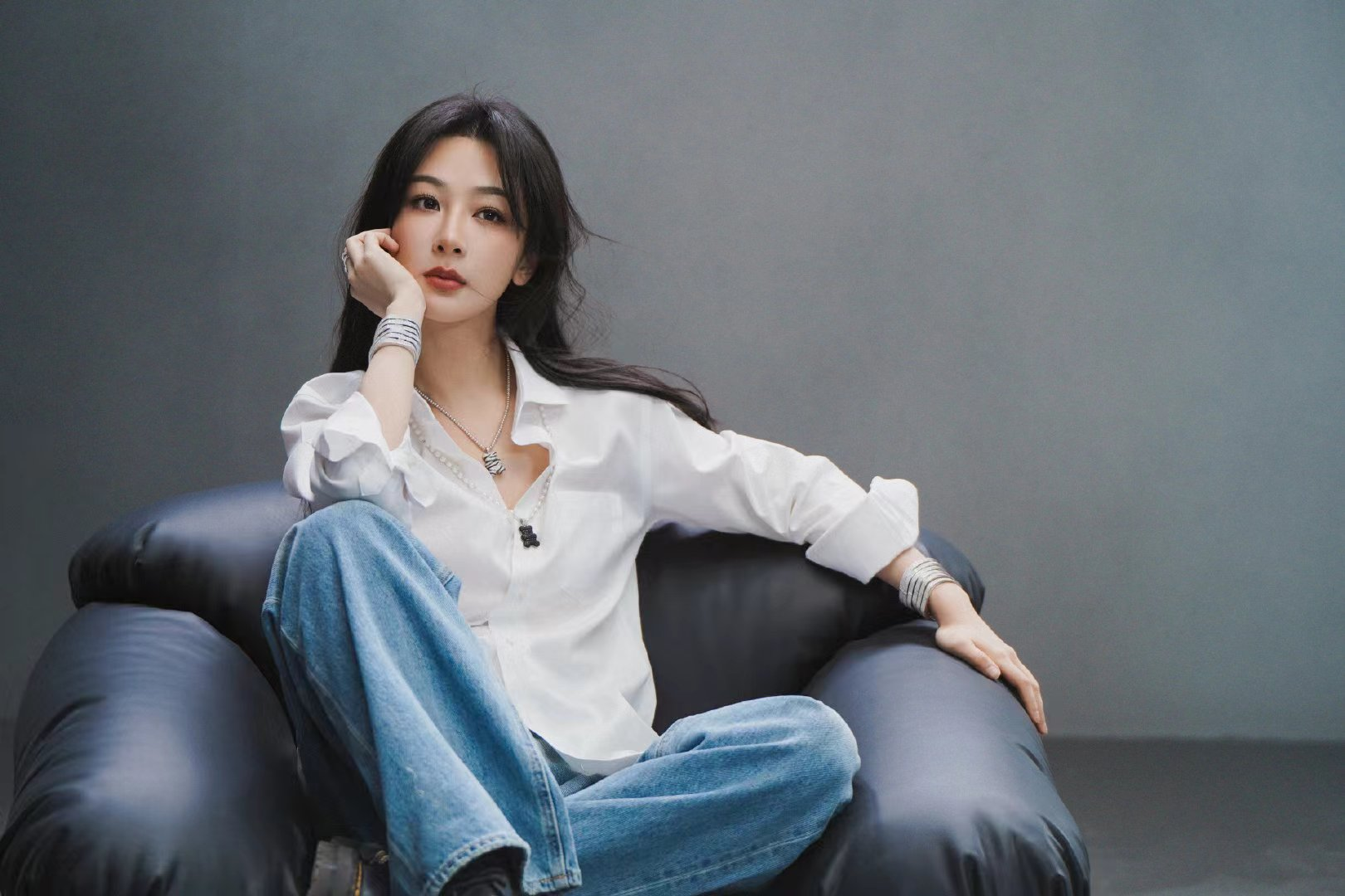 杨紫新剧定档,黑粉和对家坐不住了,什么时候p图造谣也是事实了?