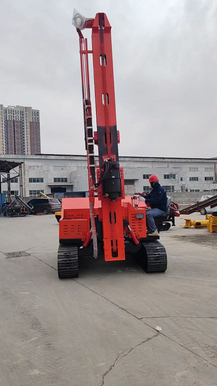 履带式光伏打桩机 光伏引孔机-度小视