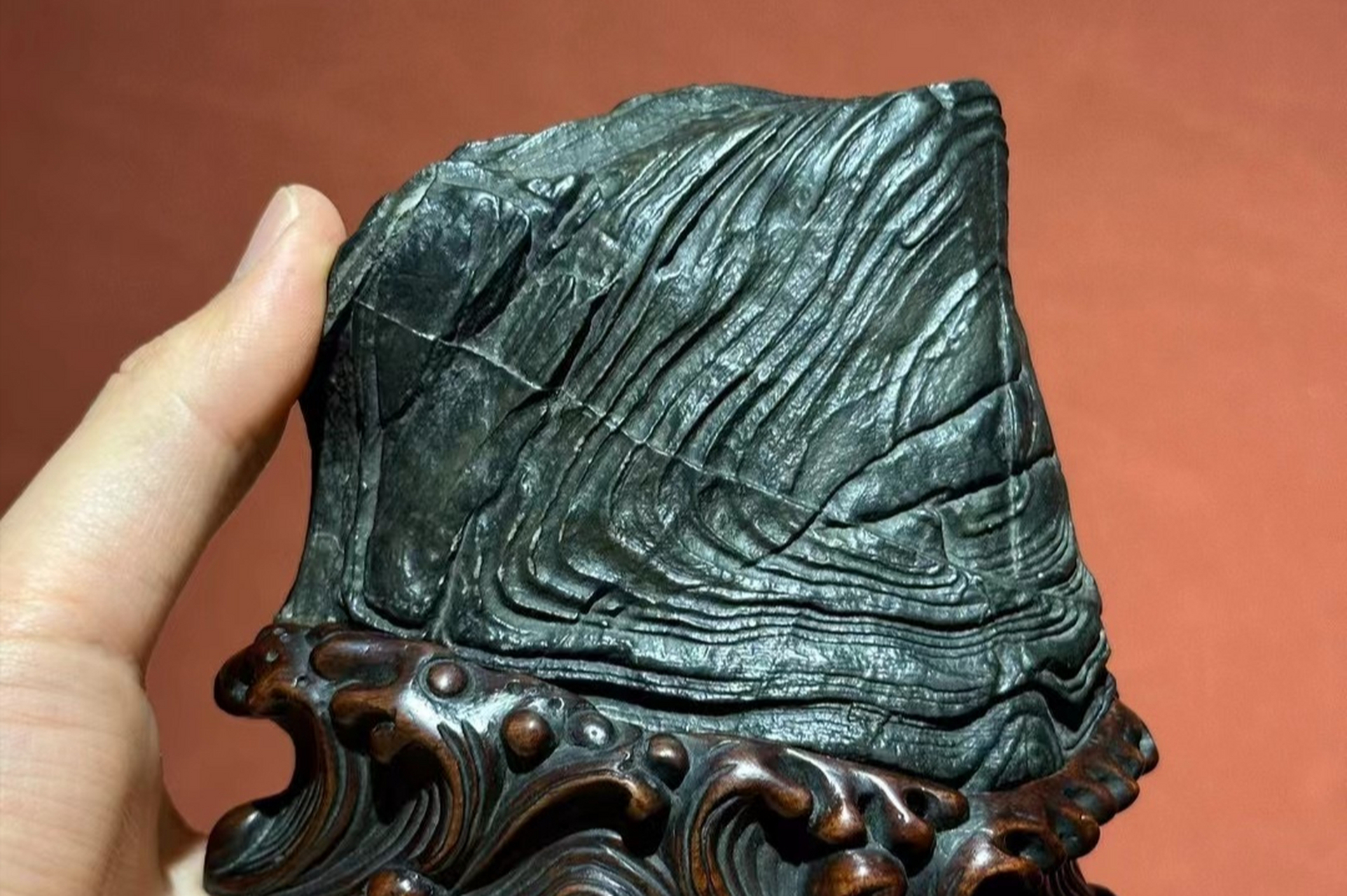 揭秘灵璧白马纹石,华美纹理如画卷展开!