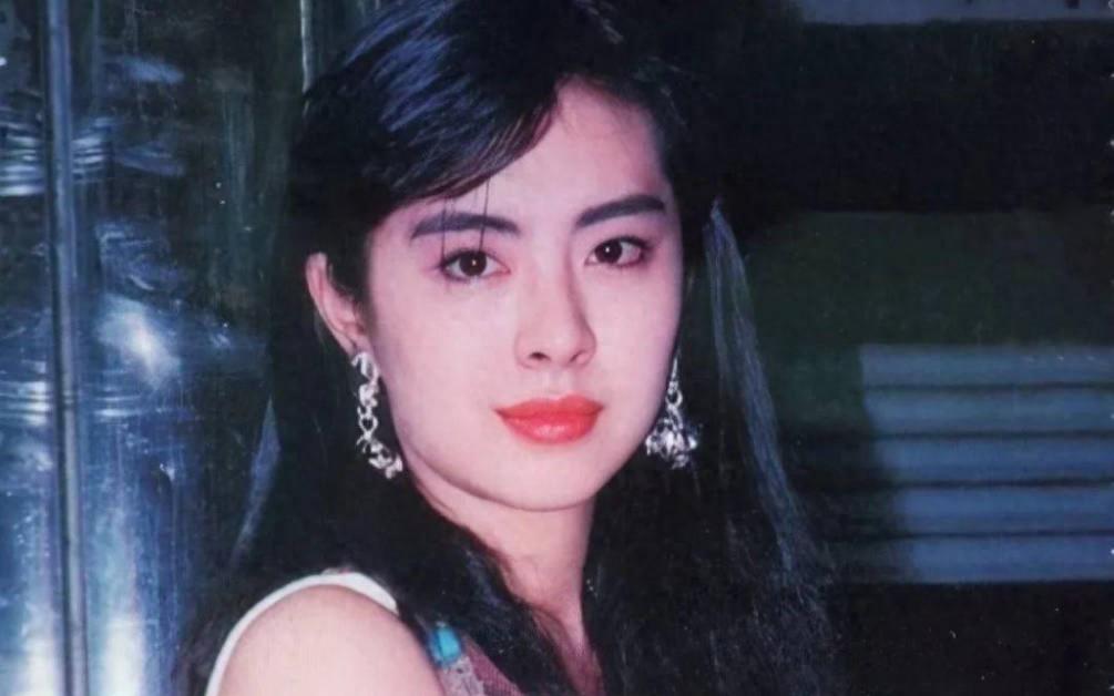 回顾王祖贤因齐秦私生子结束15年虐恋如今的她证实刘德华没说错