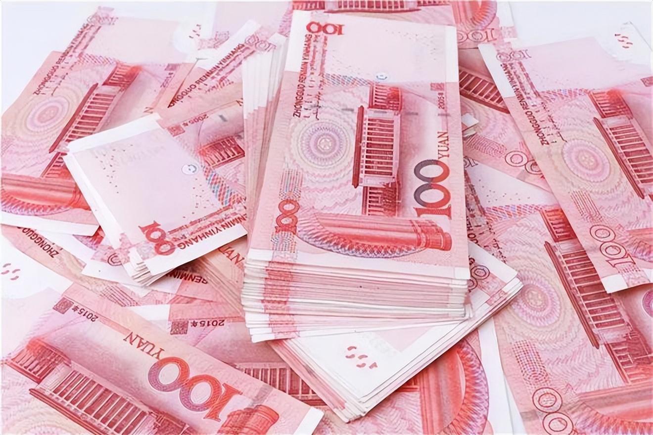 回顾宁夏男子专挑富婆骗财骗色成功1次烫1个烟疤已烫90多个