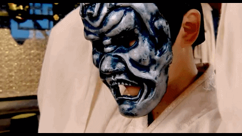 美男摘面具出糗和惊艳就在一念之间朱一龙成毅等男星验证了