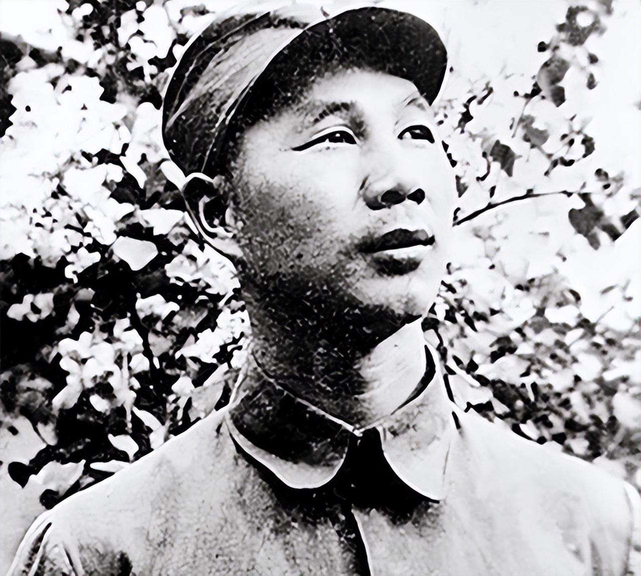 飞夺泸定桥英雄团长蒙冤数十年多年后杨成武表示不是死于自尽