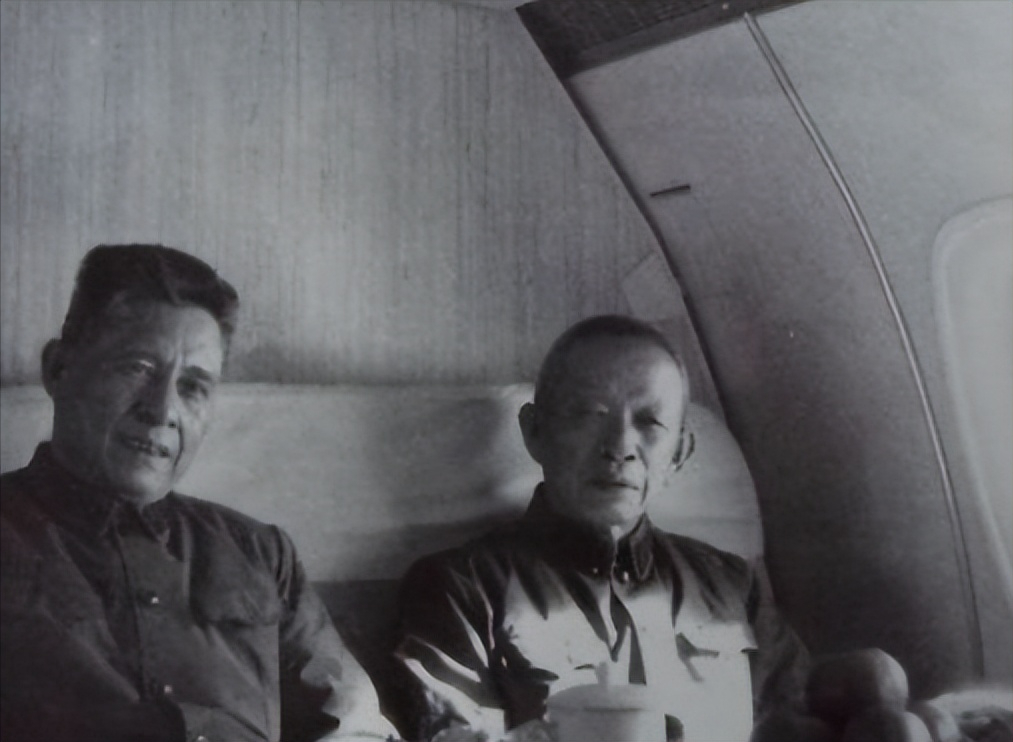 43年新四军团长被捕一个月后忽然被释放日军宪兵队长露出诡笑